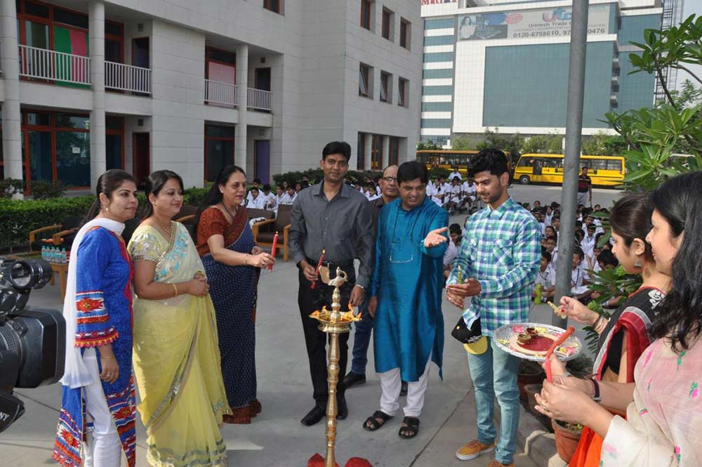 The Talent Hunt- An Extravaganza 2015-16