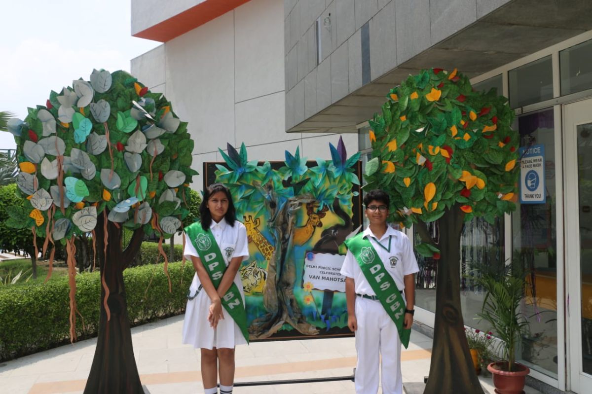 Van Mahotsav Assembly and Scholar Badge Ceremony