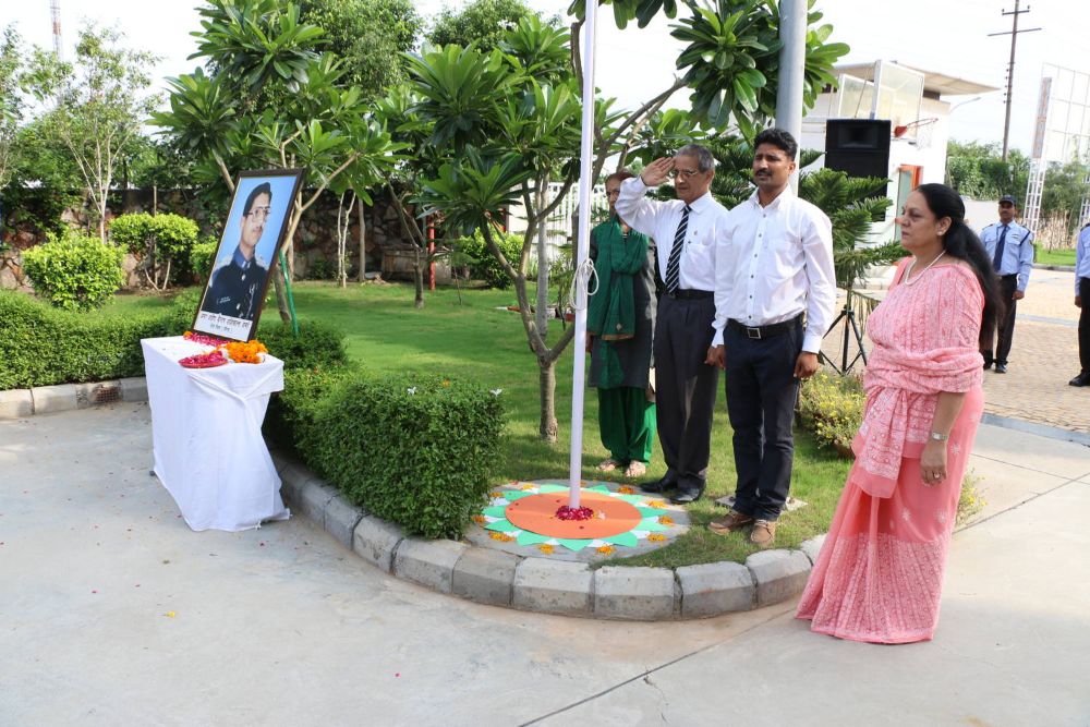 69th Independence Day of India - HOMAGE TO OUR SOLDIERS