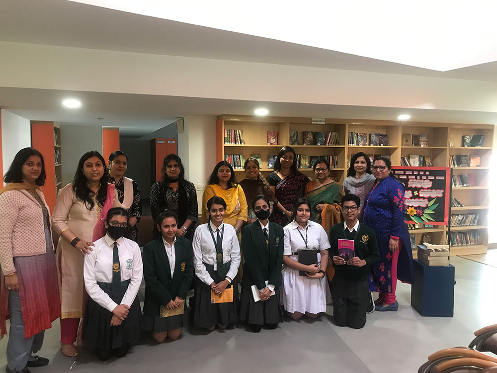 Book Reading Social Media (Namya Lakhanpal)