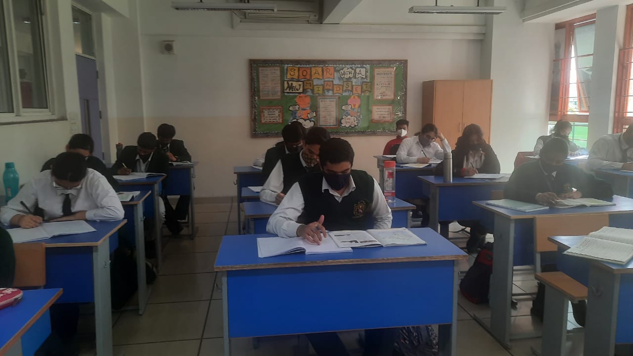 Offline classes resume successfully at DPSGBN