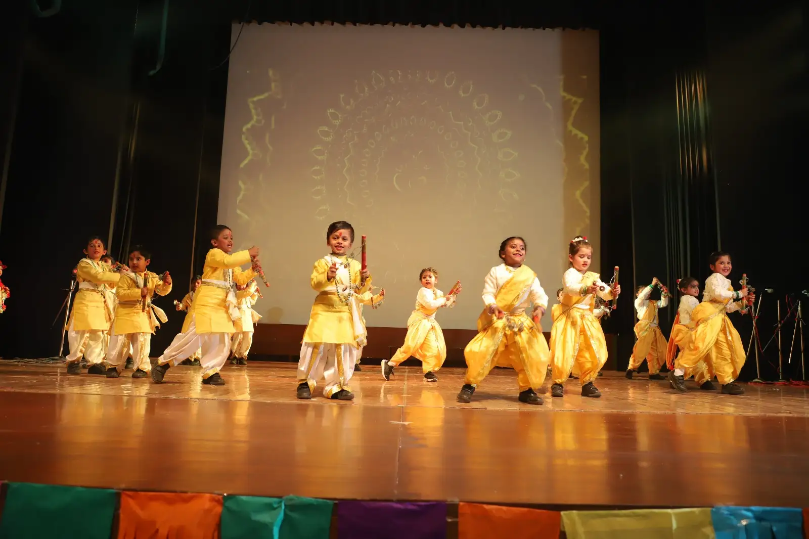 Satrangi Bharat: Shades of India